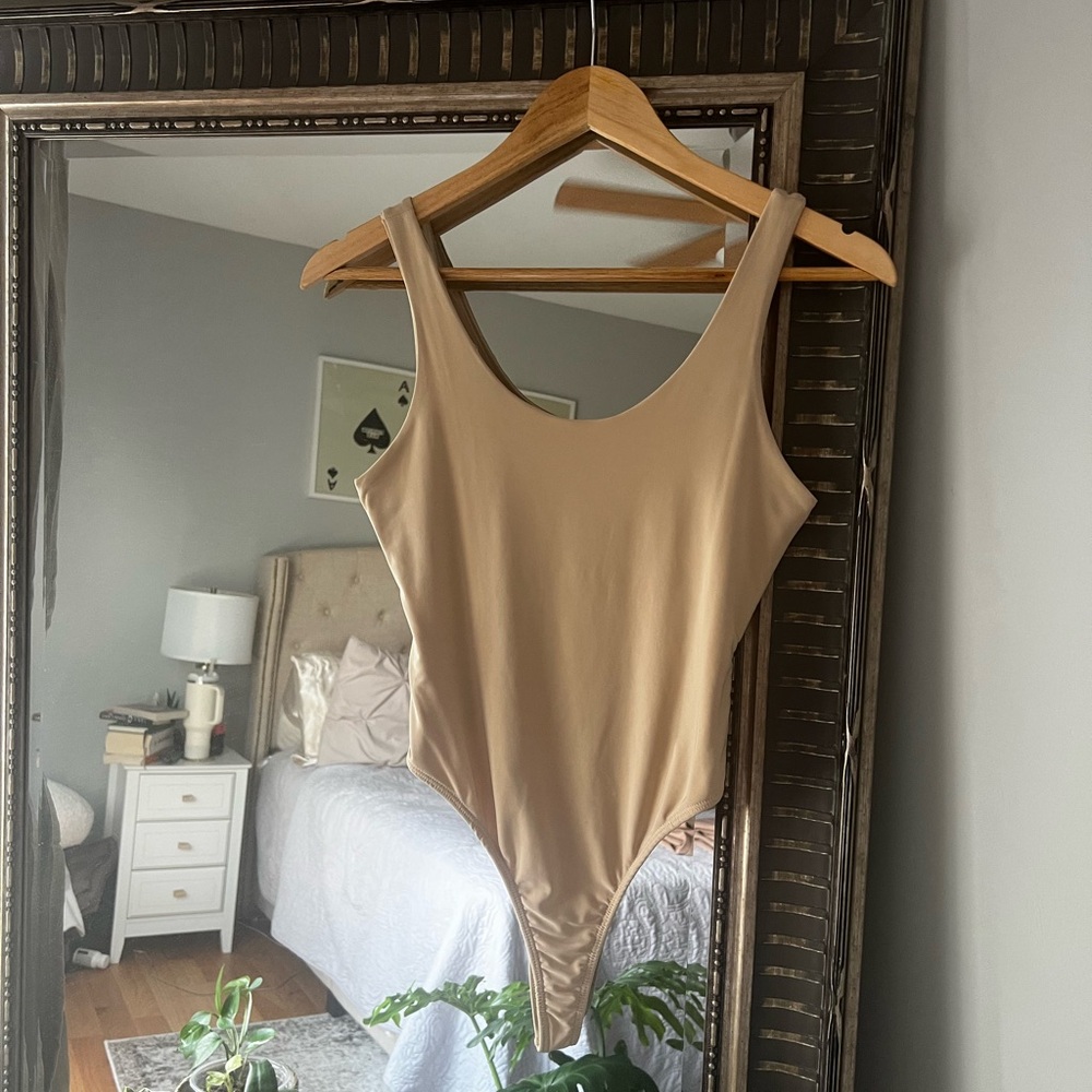 Nude Scoop Neck Bodysuit